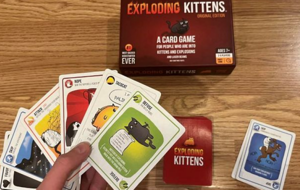 Hướng dẫn chơi Exploding Kittens: cách chơi Mèo Nổ cực dễ cho người mới