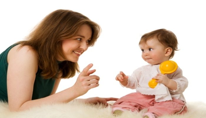 Đồ chơi giúp bé phát triển ngôn ngữ - ảnh minh họa 3