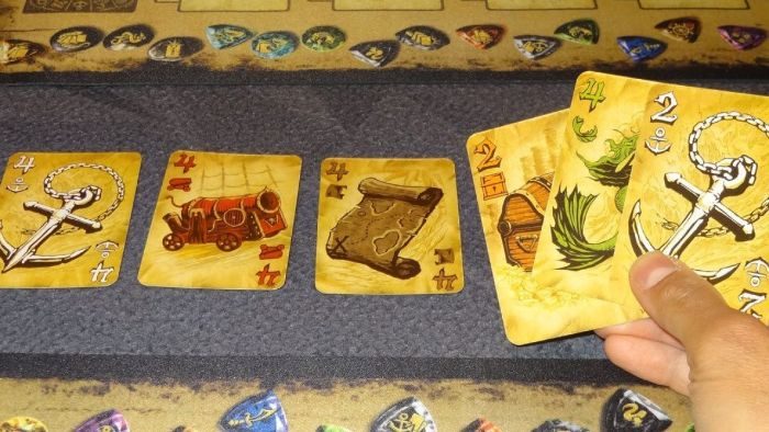 Hướng dẫn cách chơi Dead Man-s Draw boardgame chi tiết nhất